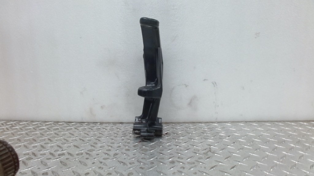 clear, lh ski leg