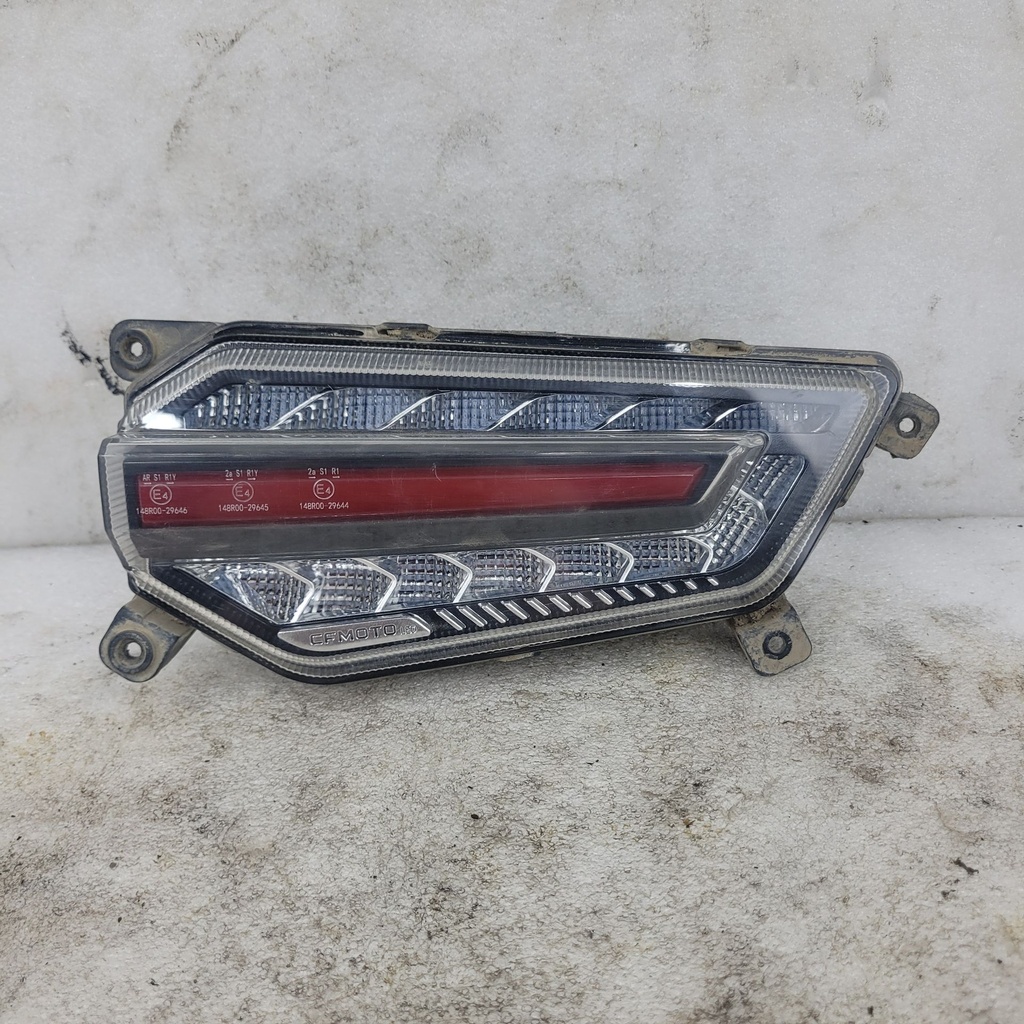 rh tail light