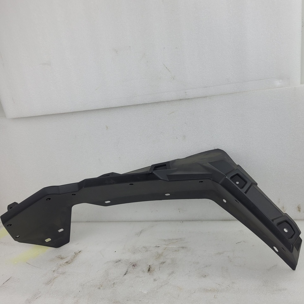 RH Front Mud Guard