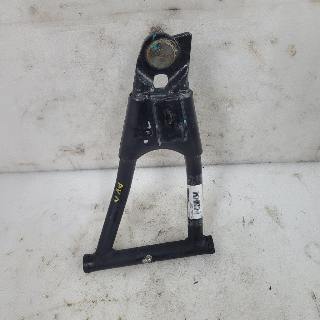 front rh upper swing arm