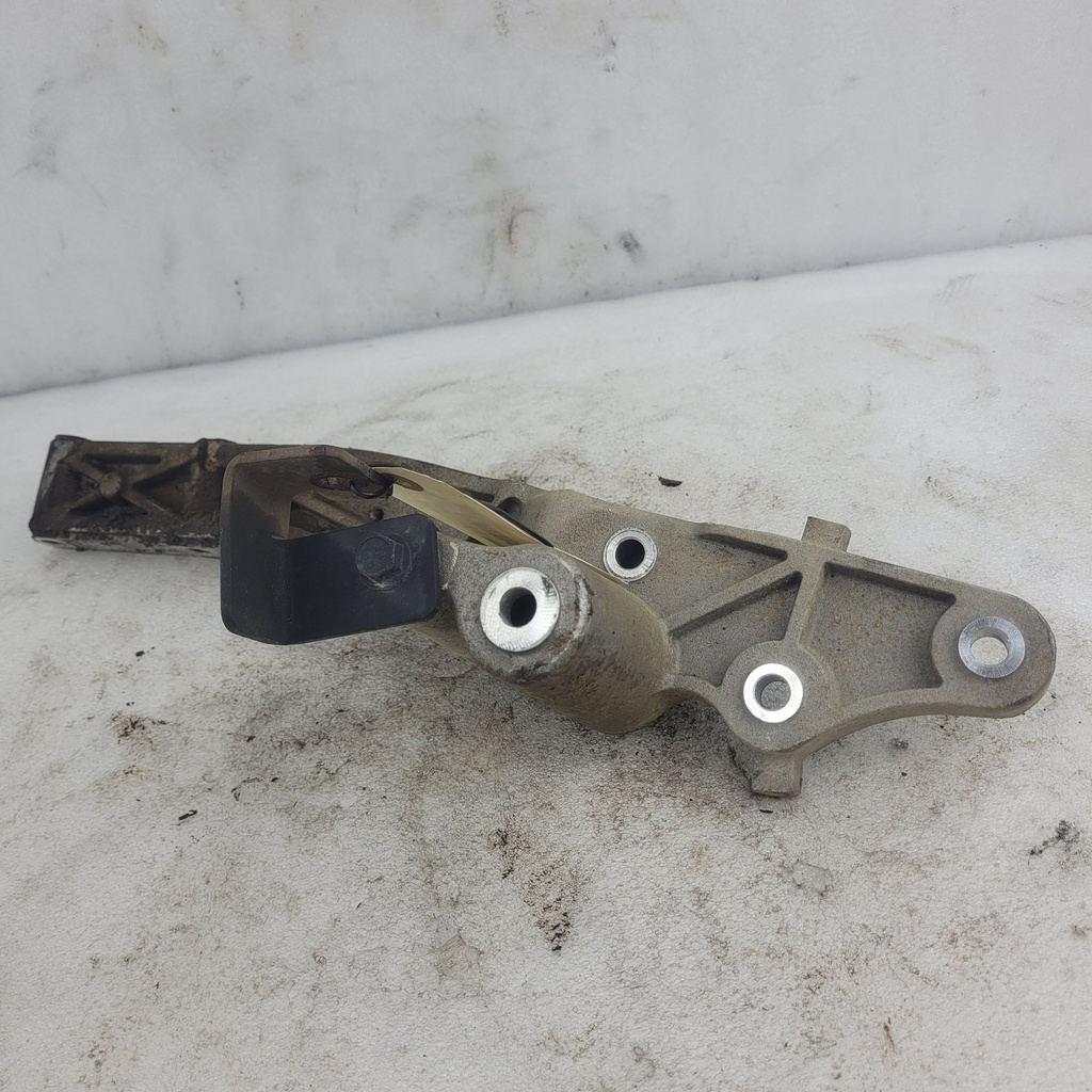 casting, upper, rh, engine