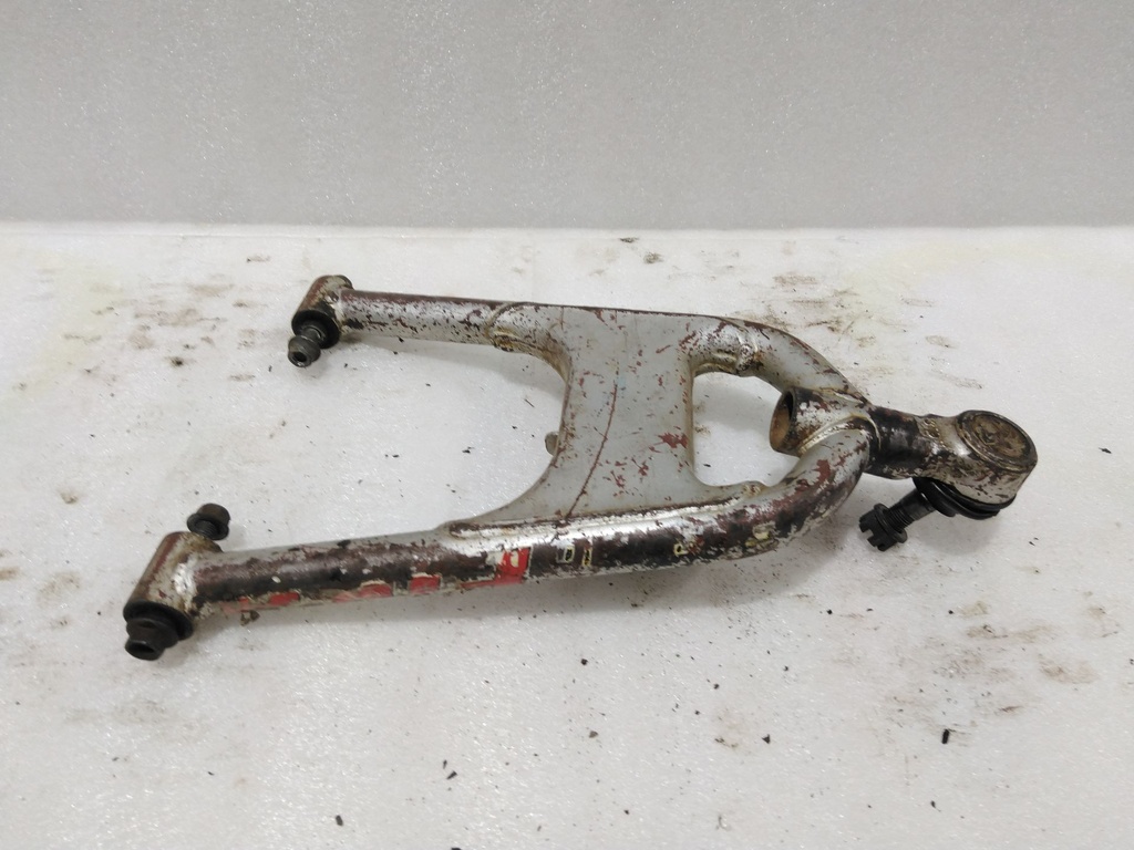 ARM SUB-ASSY., R. FR.