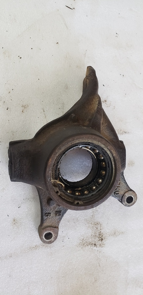 wheel bearing carrier, right