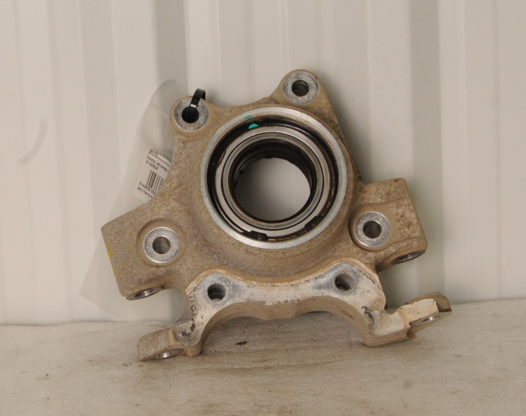 wheel bearing carrier, right[ab][ap]