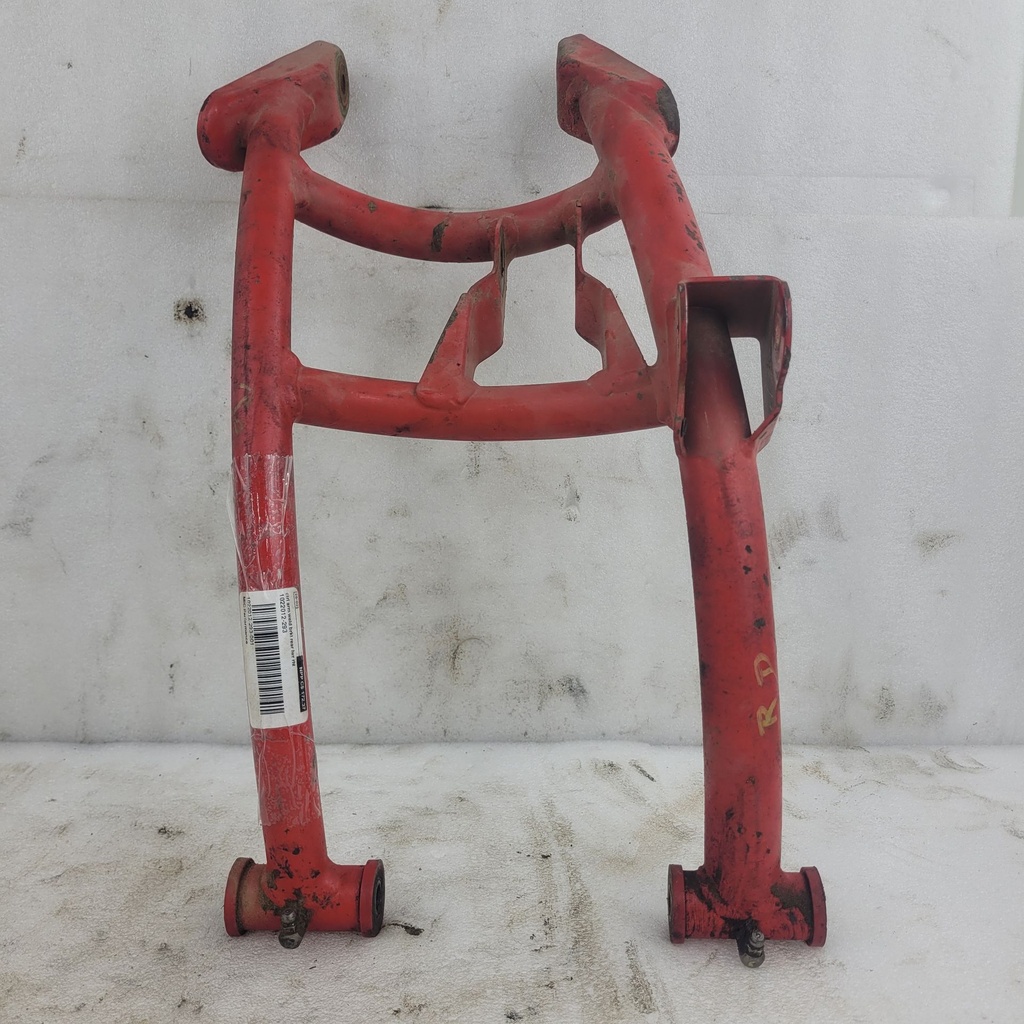 ctrl arm weld brkt rear lwr rht
