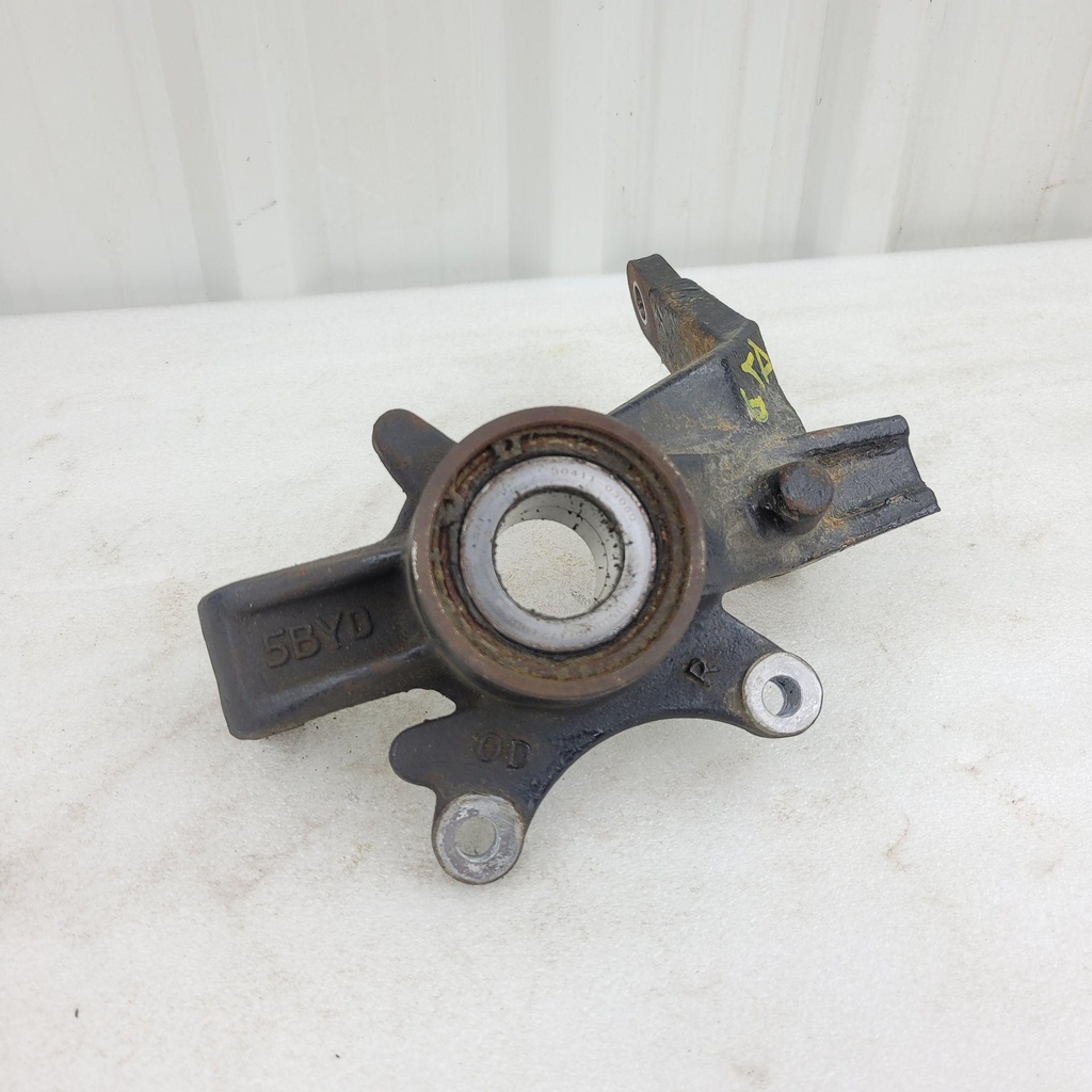 [CF01929] rh steering knuckle