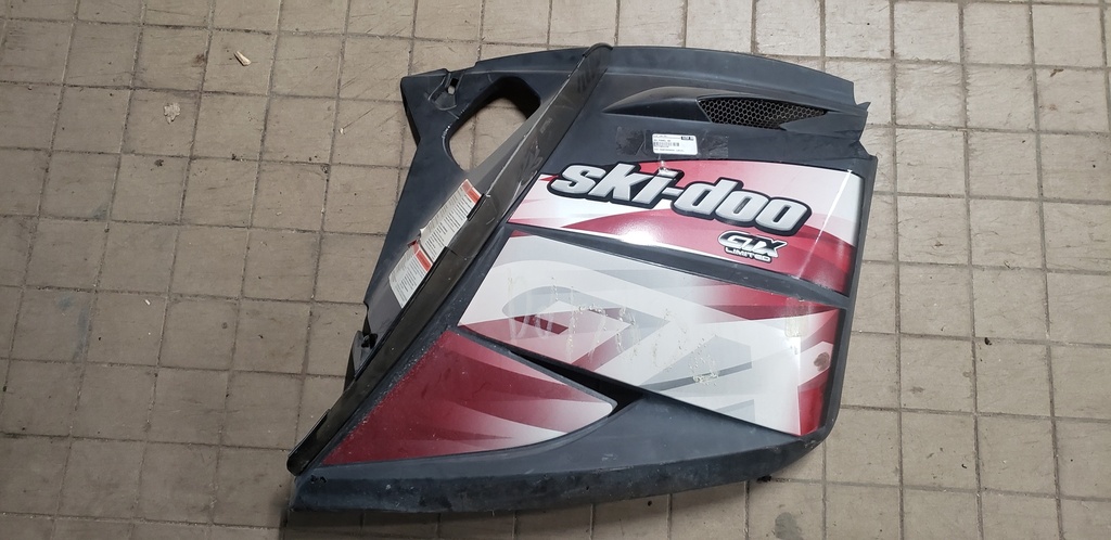 RH PANEL BK - 517303179 SKI DOO
