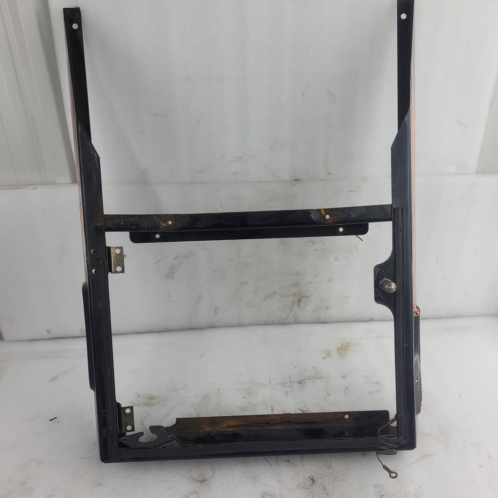 riser, seat - assembly