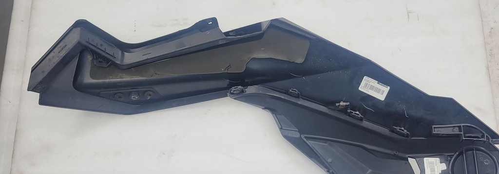 deep black, rh hood model-black-black
