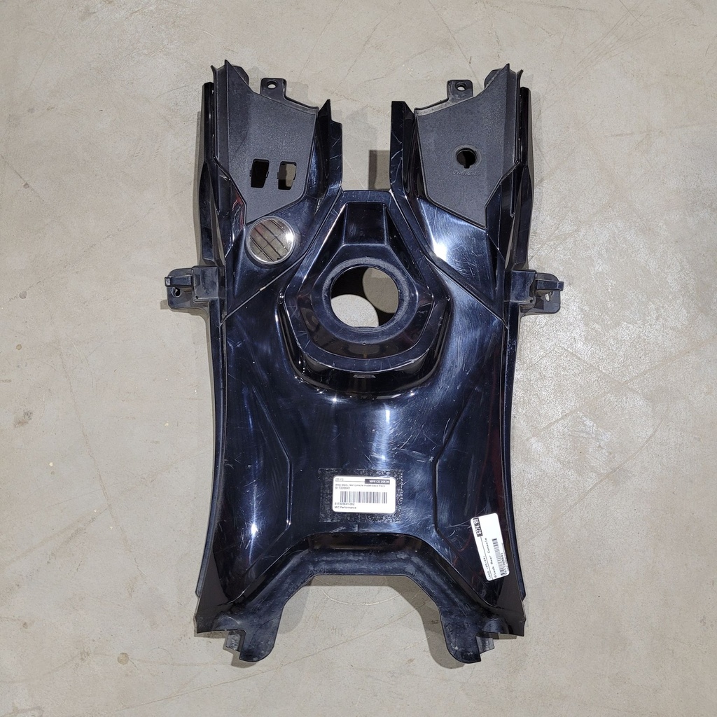 deep black, rear console model-black-black