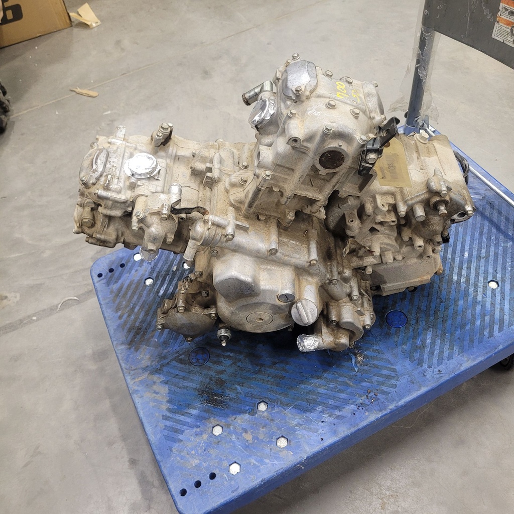 (new ref. 14101-0026) set-crankcase