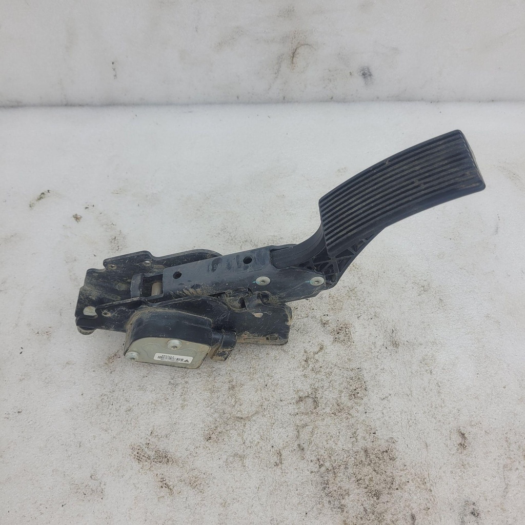 [641295-001] accel pedal,single sensor