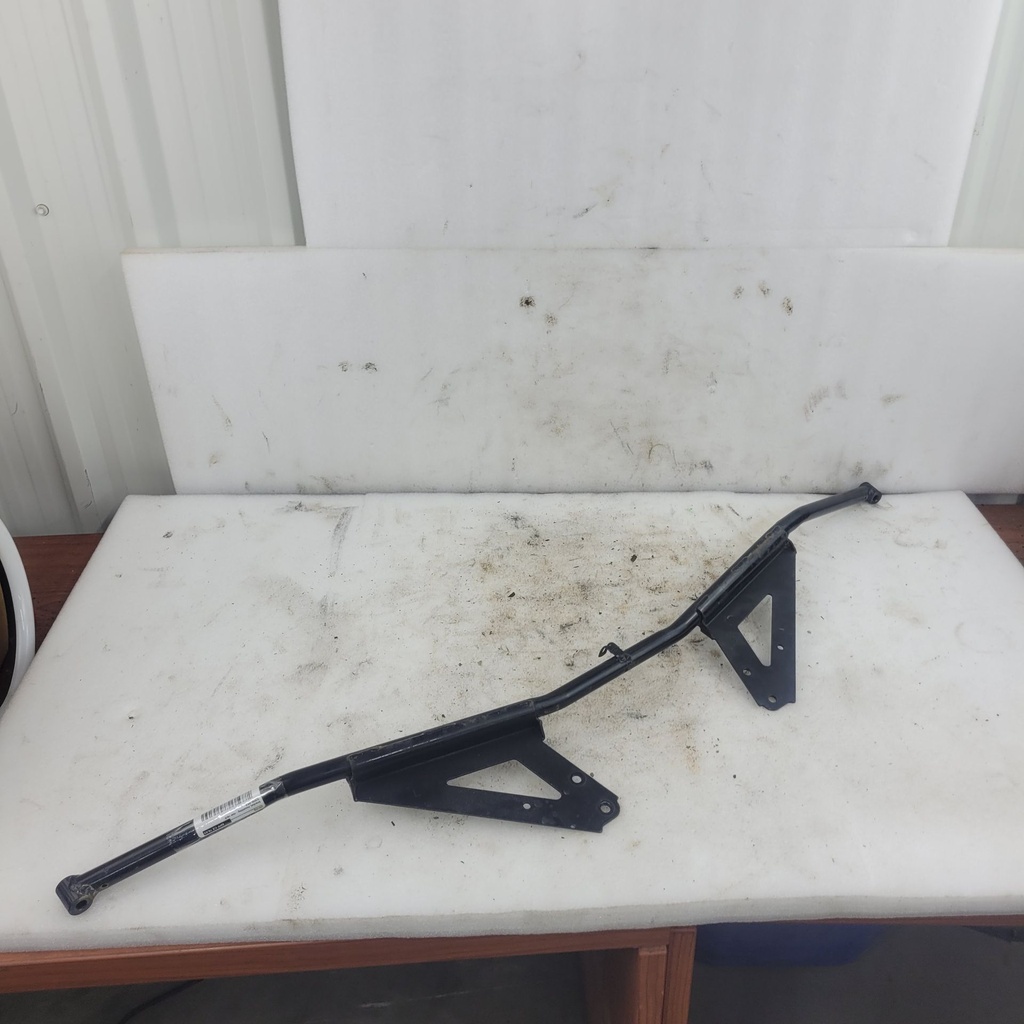 bracket, mounting - rear rack