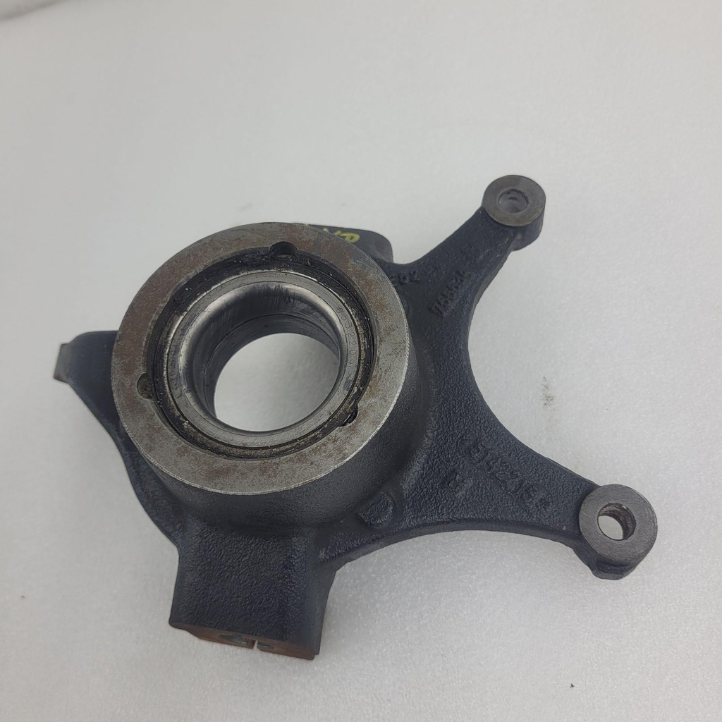 [5142215-001] front knuckle, right