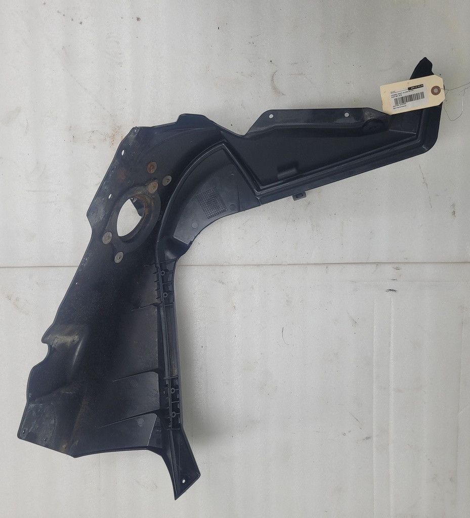 fender, right, gloss black