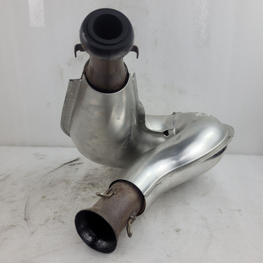 tuned pipe ass'y