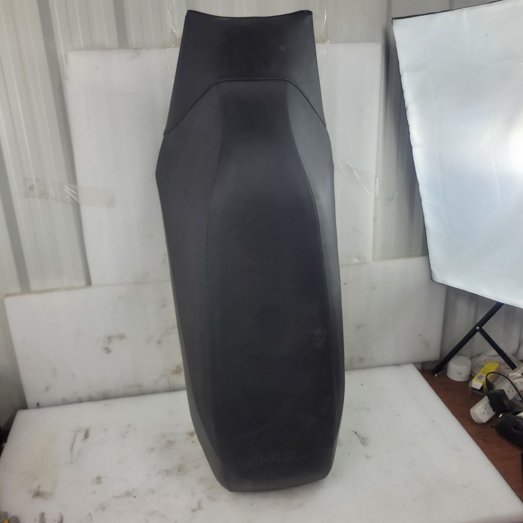 Complete Seat Assembly, Black