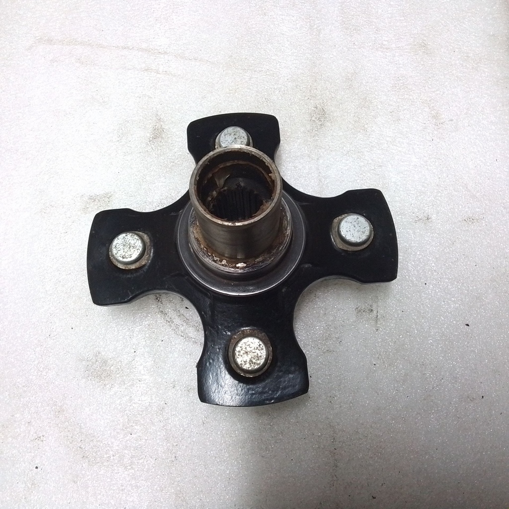 hub, rear wheel rh