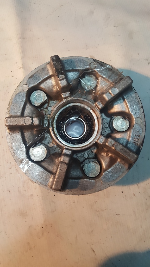 SUZUKI DRUM, REAR SPROCKET - 64611-19F00