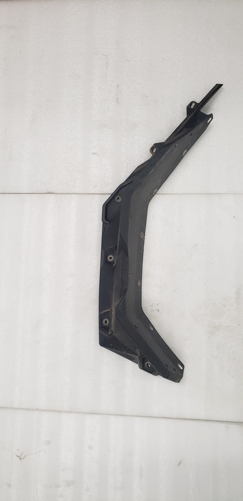 lh rear mud guard