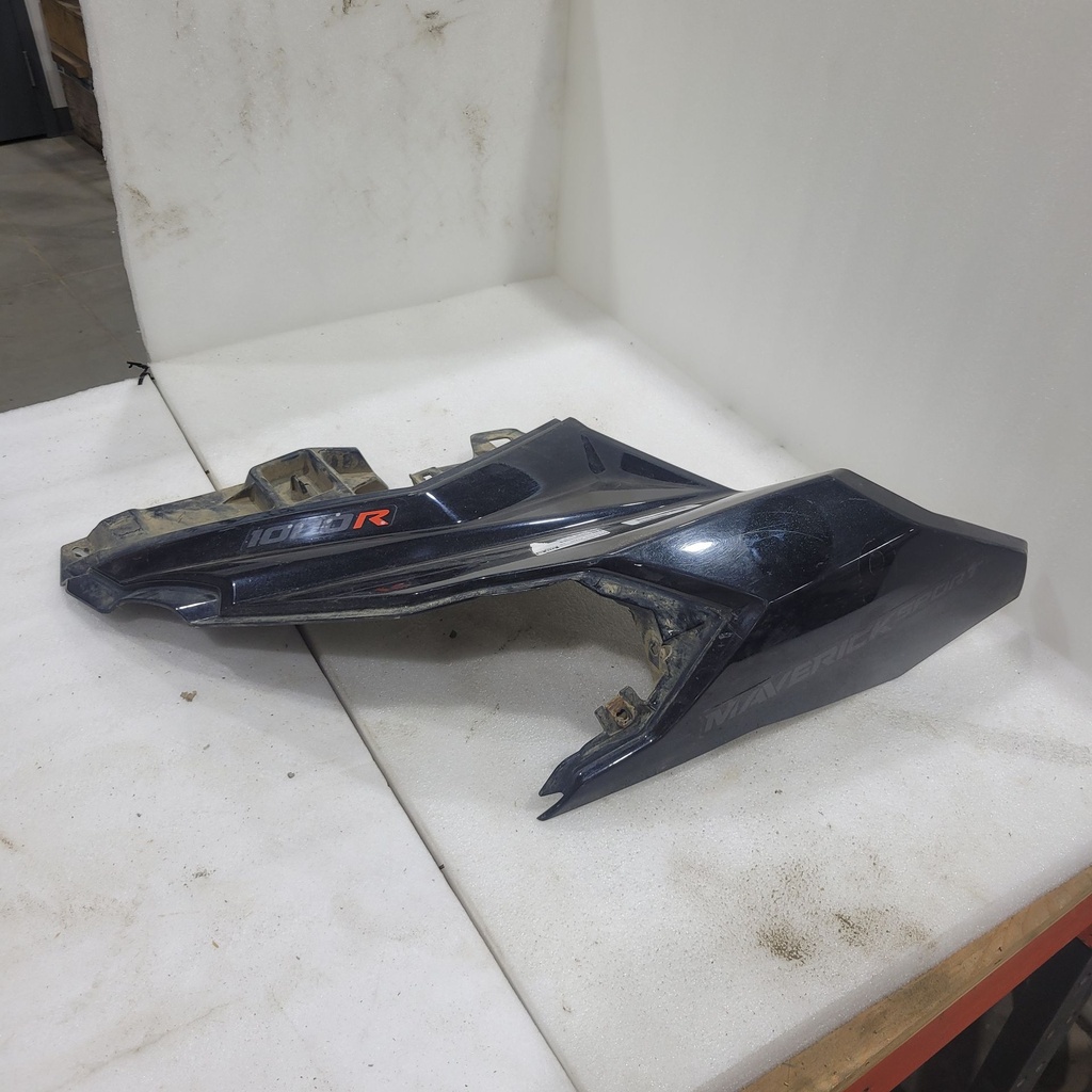 (new ref. 705019683) timeless black, lh front fender