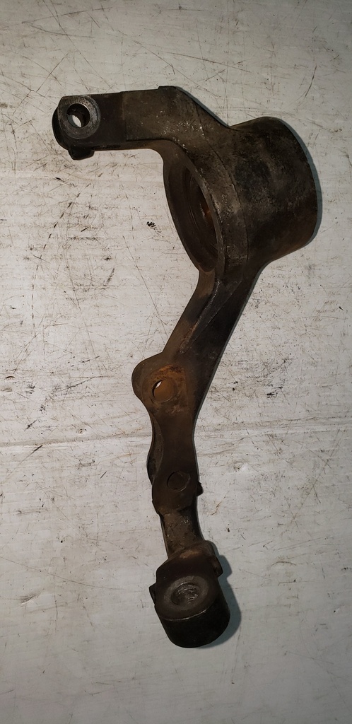 BOMBARDIER LH Knuckle - 705400816