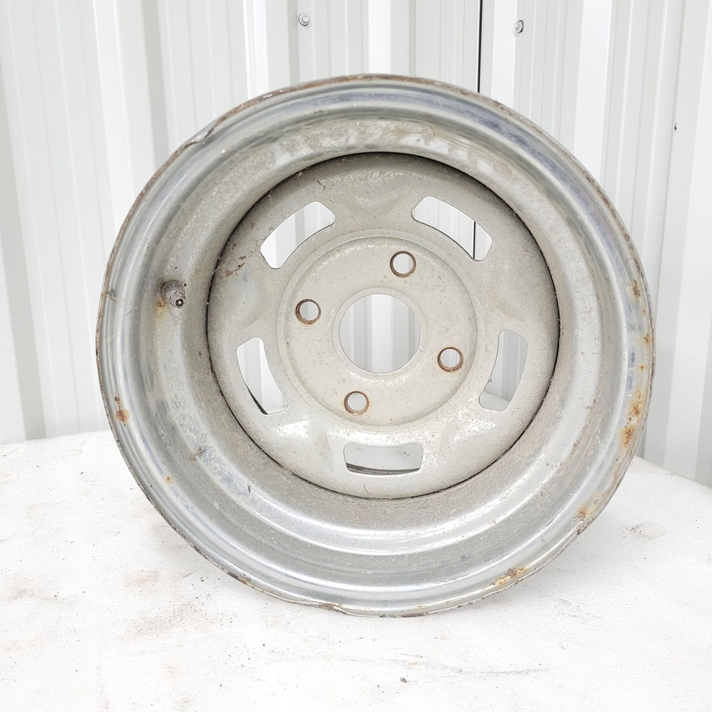 REAR RIM