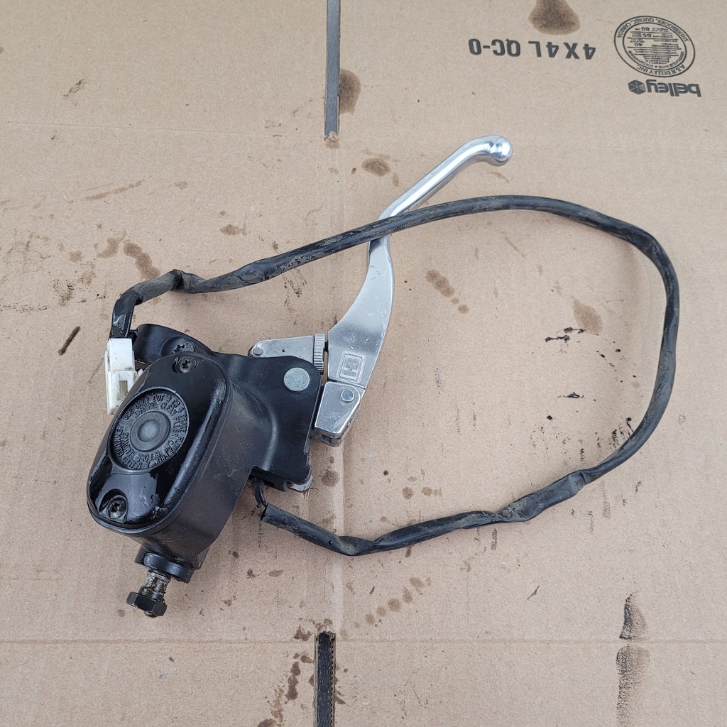 CYLINDER MASTER ASS'Y