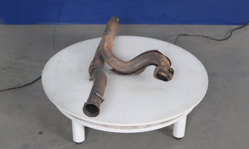 rear tuned pipe