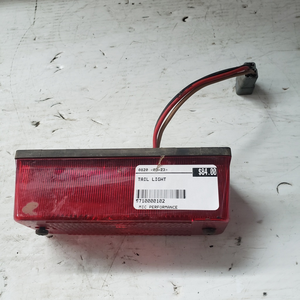 BOMBARDIER TAIL LIGHT - 710000102