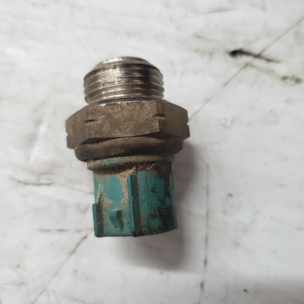 BOMBARDIER TEMP SENSOR - 715900095