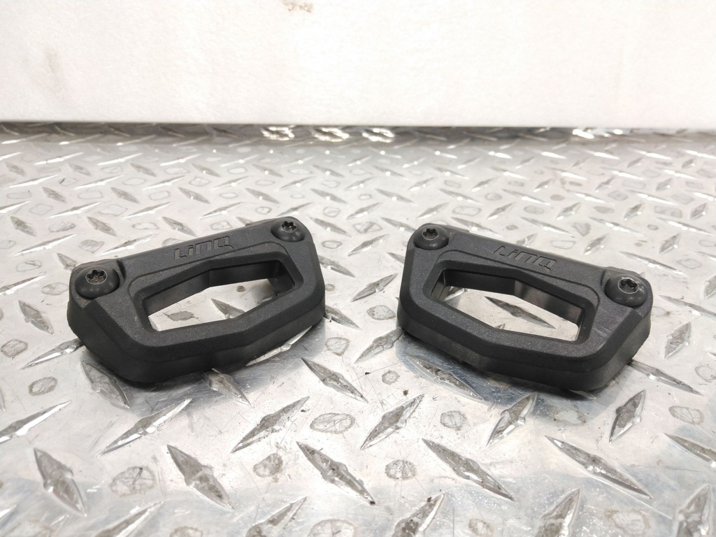 luggage rack base with hardware