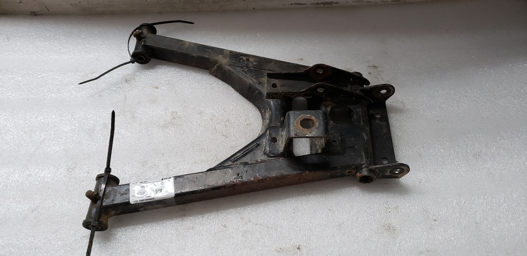 control arm weld rear lower rig