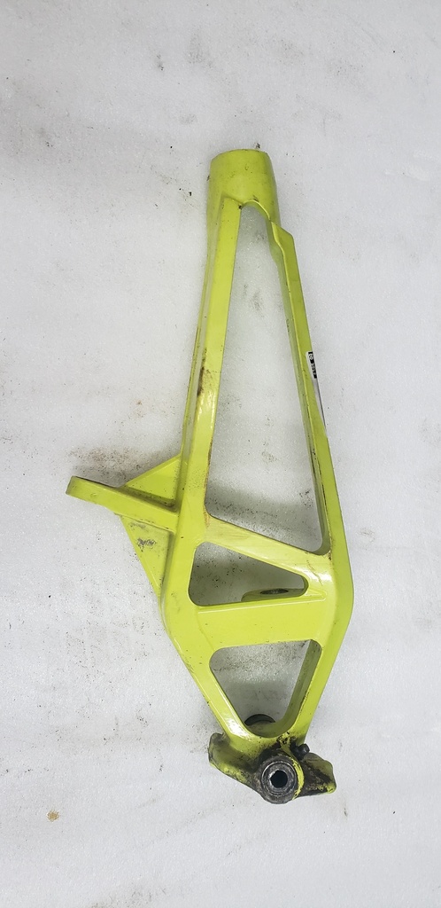 Knuckle, Steering RH - Yamaha - 8JP-F3521-60-00