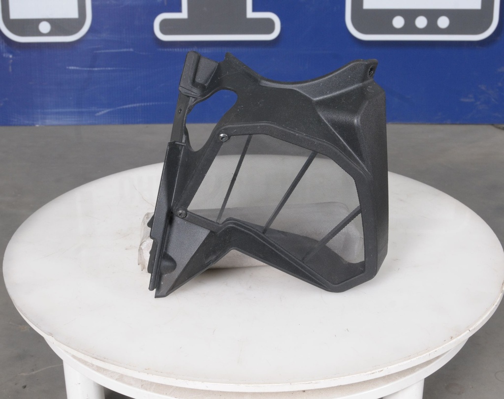 Vent, Front 2 - 8KC-K715J-00-00