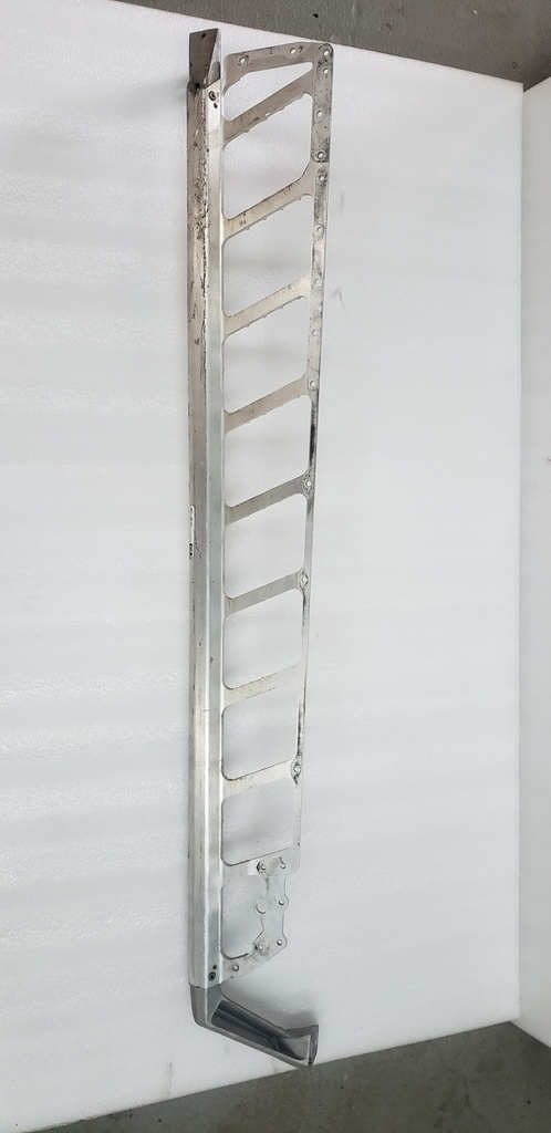 runningboard assembly, right