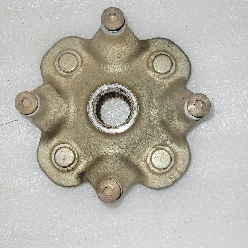 Hub Assy 2 - Yamaha - B16-F510D-01-00