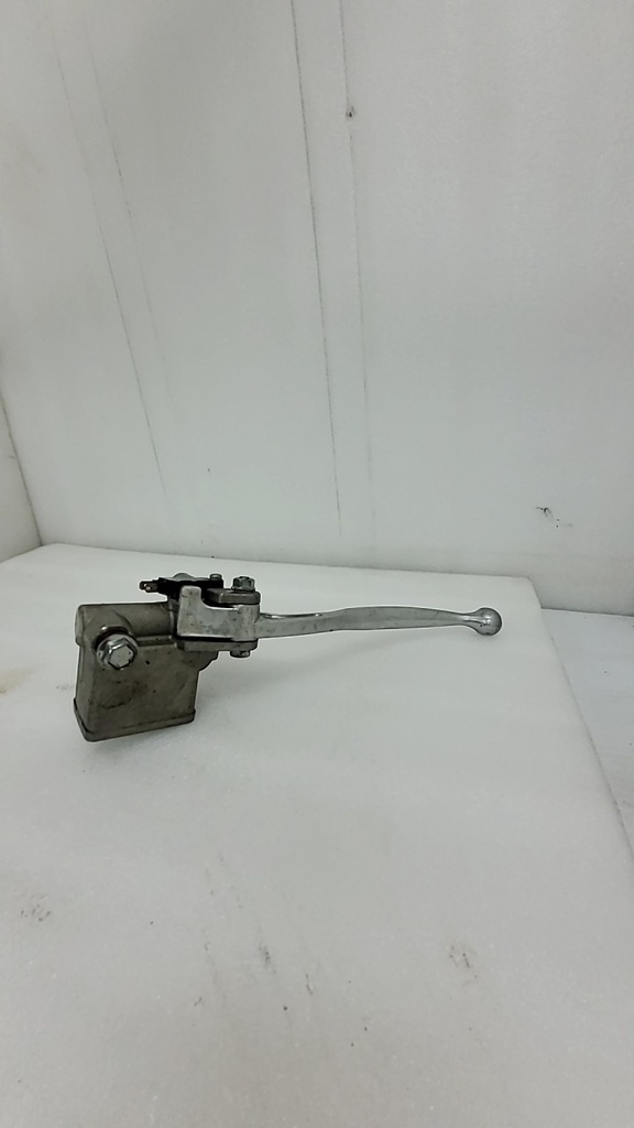 Master Cylinder Assy