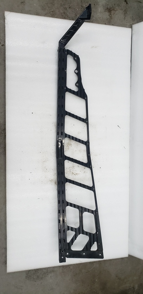 ASM-RUNNINGBOARD RH BLK