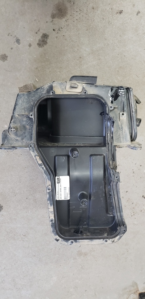 air intake box with runners ass
