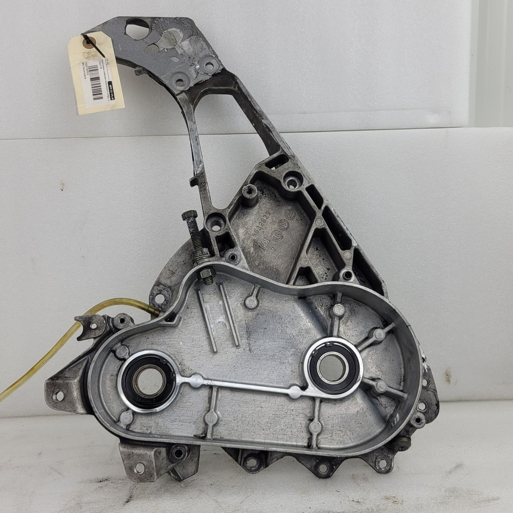 intermediate chaincase assembly[incl. brngs.,seals,ret. rings]