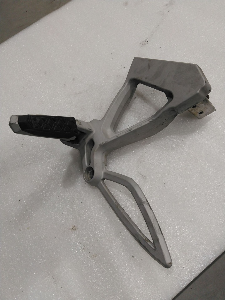 lh rear foot support rs