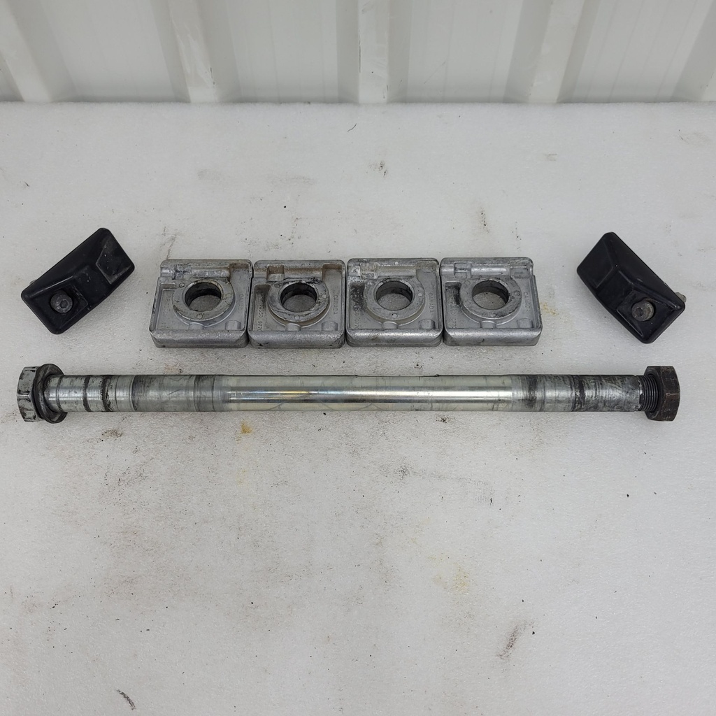 (new ref. 705501691) rear drive axle