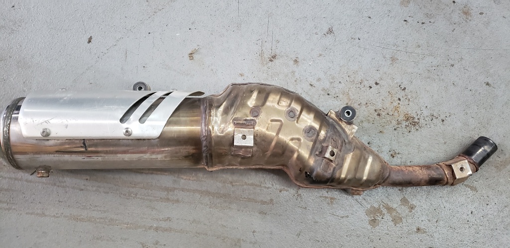 BODY, MUFFLER