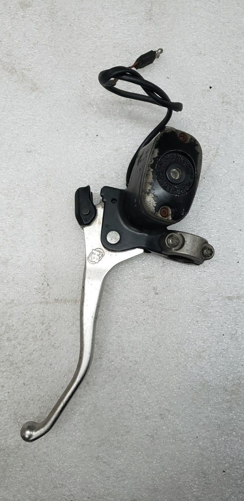 cylinder,master brake-blk-assy (inc. 31-39)