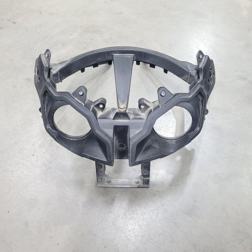 (new ref. 705004795) upper headlamp support