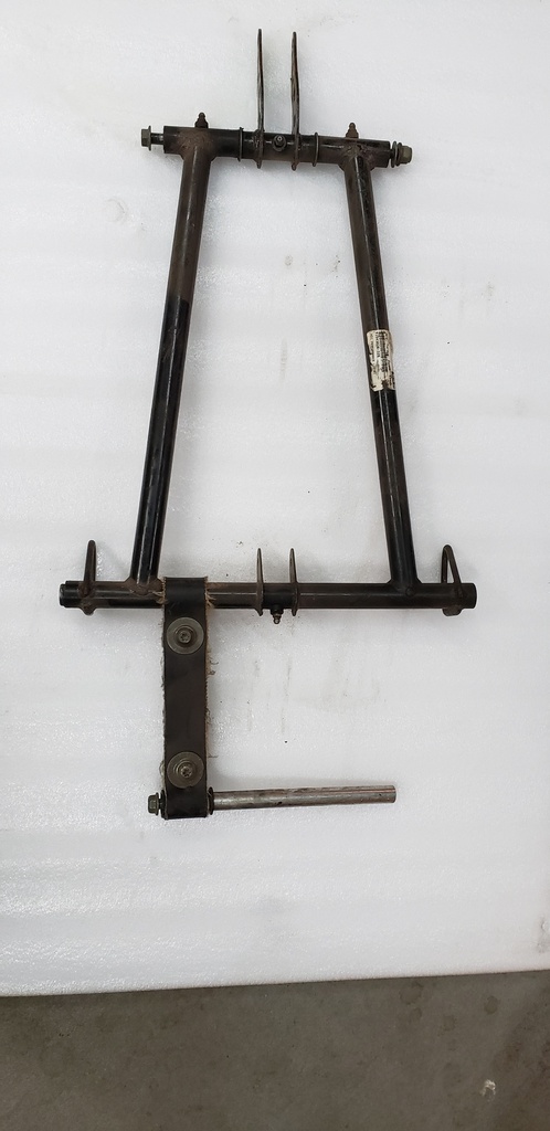 FRONT TORQUE ARM, RMK, BLACK