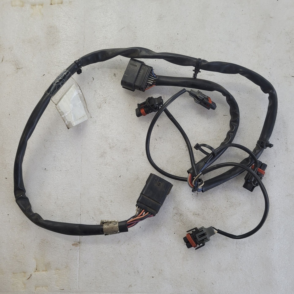 HARNESS HOOD