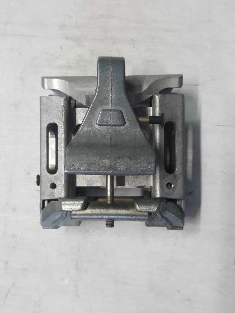 block, riser - assembly