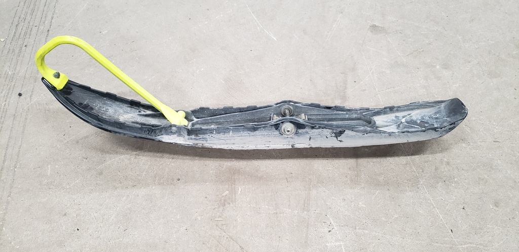 (new ref. 1825027-070) asm-ski pro steer svc blk